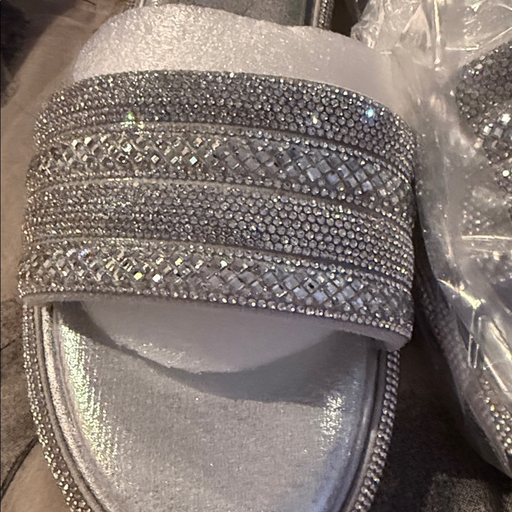 Chor Silver Rhinestone Slide Slippers - Picture 4 of 4
